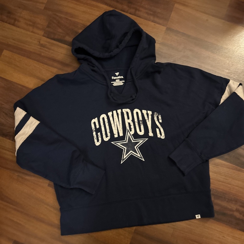NWOT Women's Dallas Cowboys Team Apparel Hooded‎ Sweatshirt